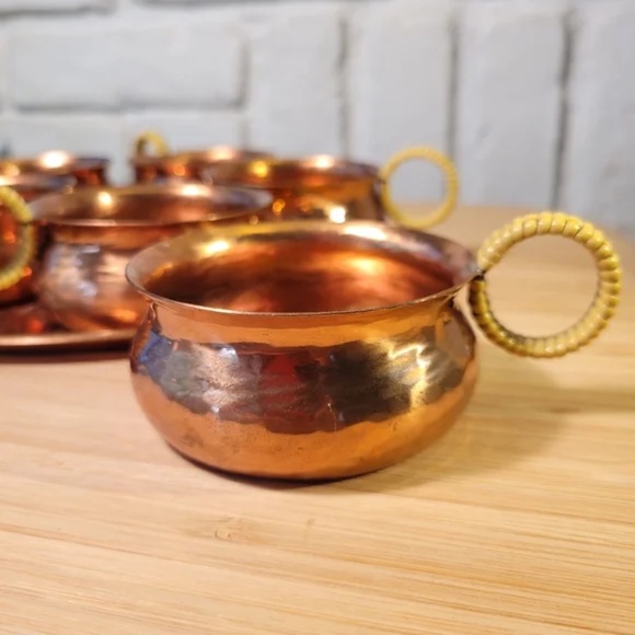 Zint Mid-Century Hammered Copper Cup Set - Picture 3 of 11